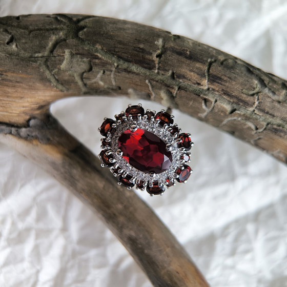Silver ring with nano garnet, garnet