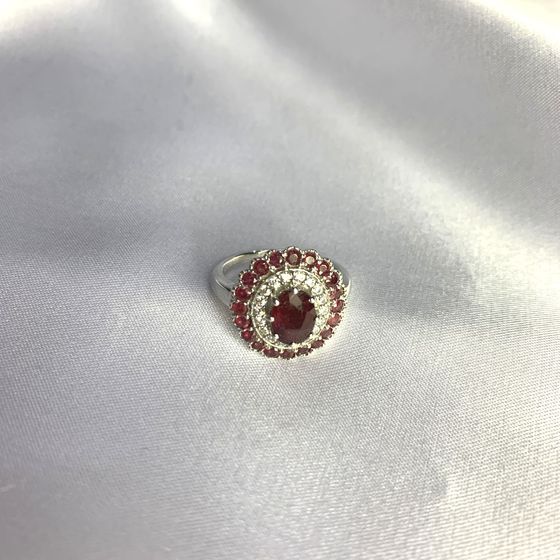 Silver ring with ruby 3.52ct