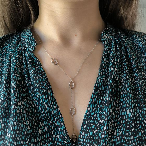 Silver necklace without stones