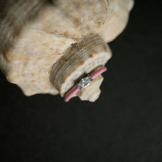 Silver ring with phianites, semallu