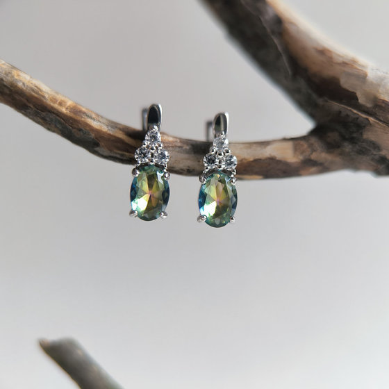 Срібні сережки з містичним топазом 1,51 карата