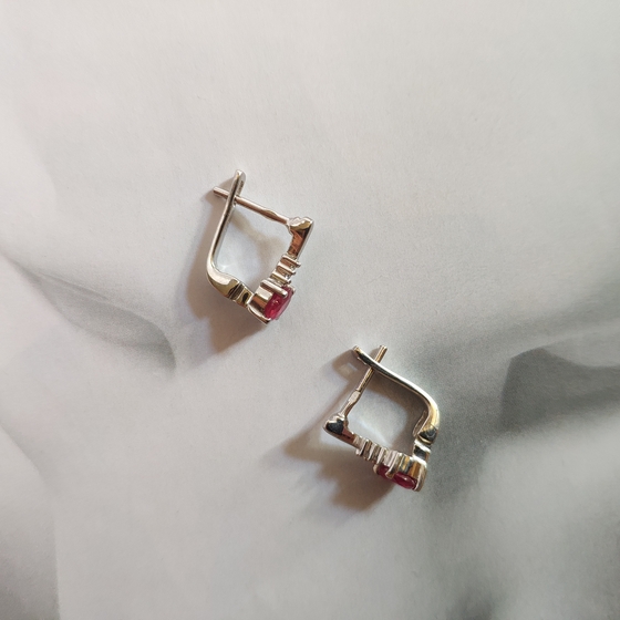 Срібні сережки з рубіном 1.544ct