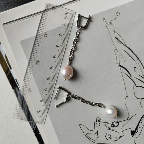 Срібні сережки з перлами бароковими