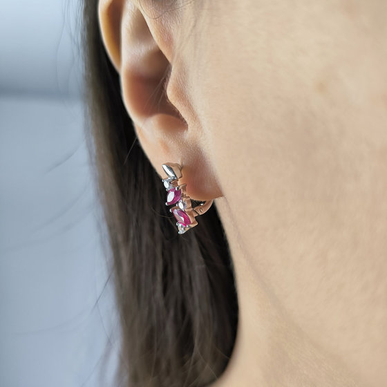 Срібні сережки з рубіном 2.15ct, фіанітами