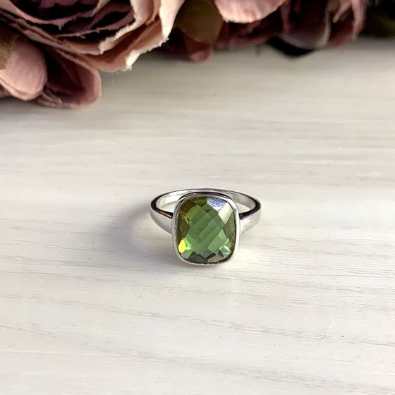 Срібна каблучка з султанітом 4.993ct
