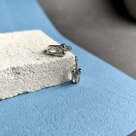 Срібні сережки з фіанітами