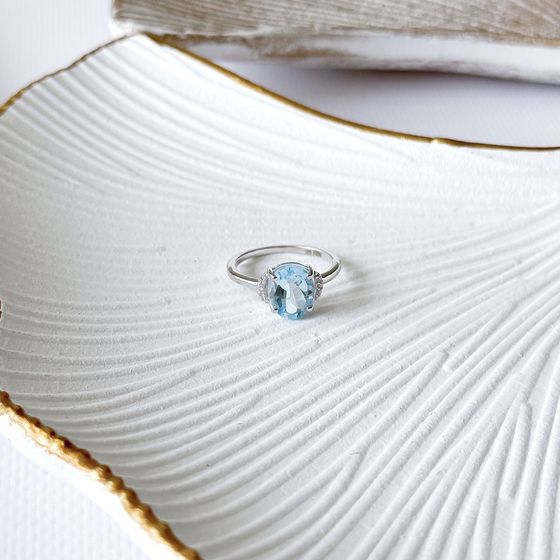 Срібна каблучка з топазом 3.302ct