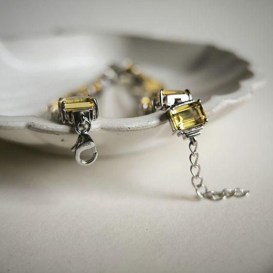 Silver bracelet with citrine nano