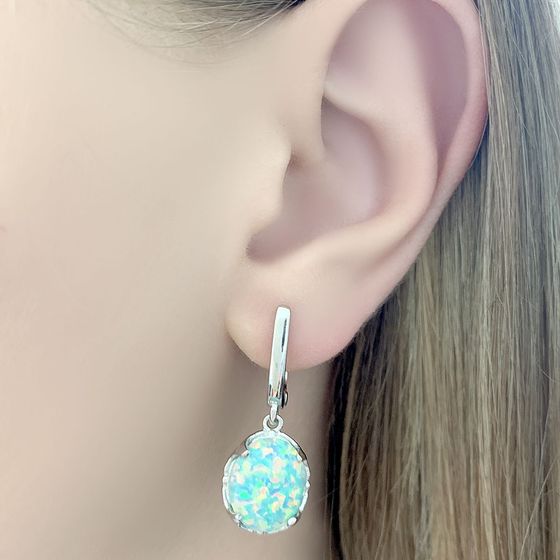 Silver earrings with opal