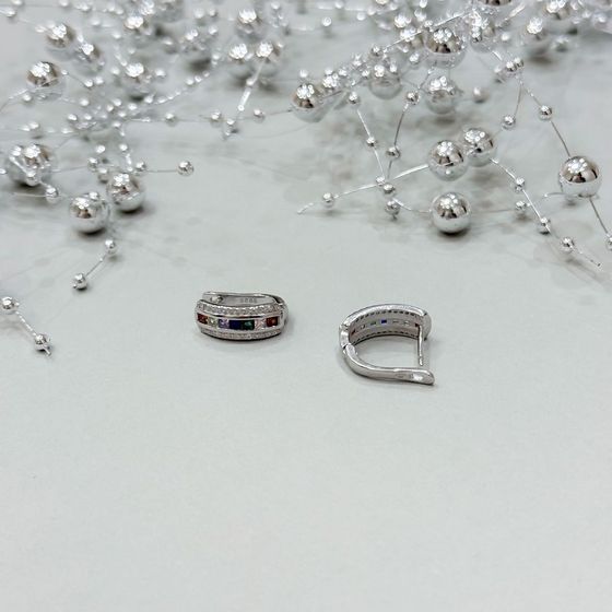 Серебряные серьги с фианитами