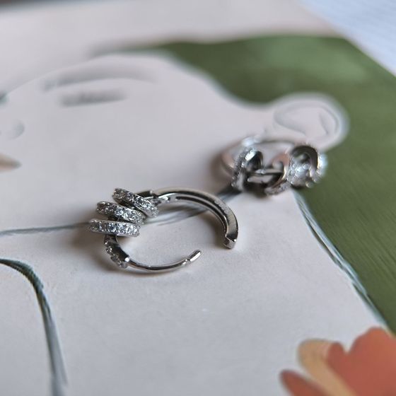 Срібні сережки з фіанітами