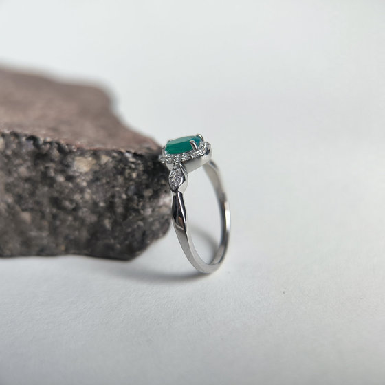 Серебряное кольцо с агатом 0.62ct