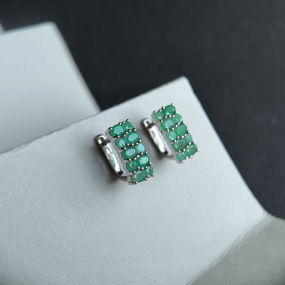 Срібні сережки зі смарагдом 3.628ct