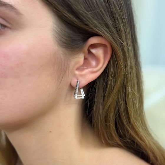 Серебряные серьги с фианитами