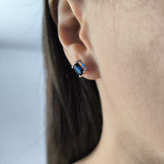Срібні сережки з сапфіром nano 1.675ct