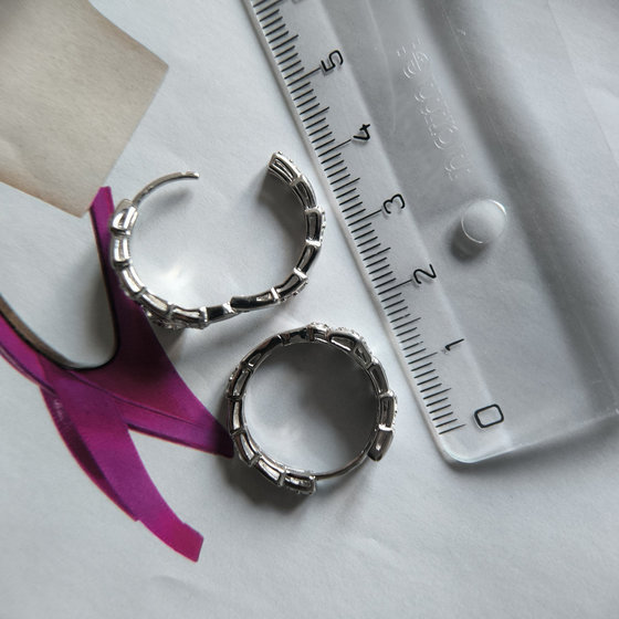 Срібні сережки з фіанітами