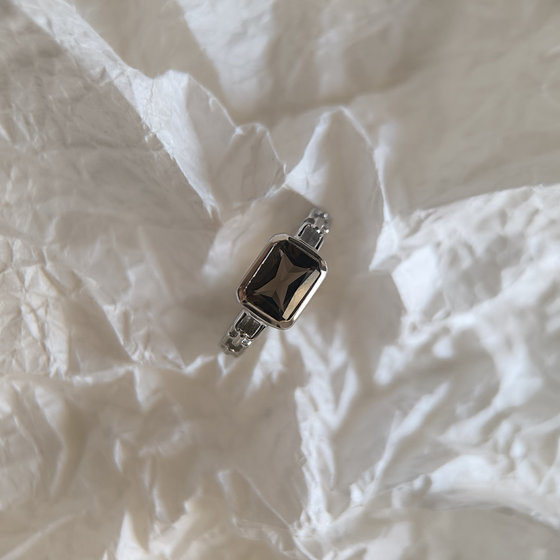 Серебряное кольцо с раухтопазом (дымчатым кварцем) 1.4ct