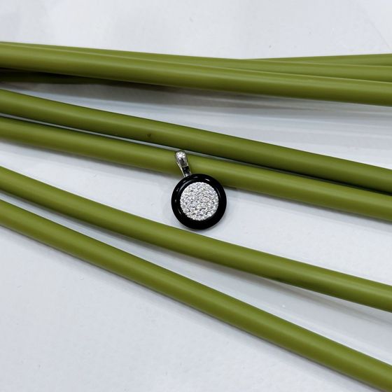 Срібна підвіска з керамікою, фіанітами