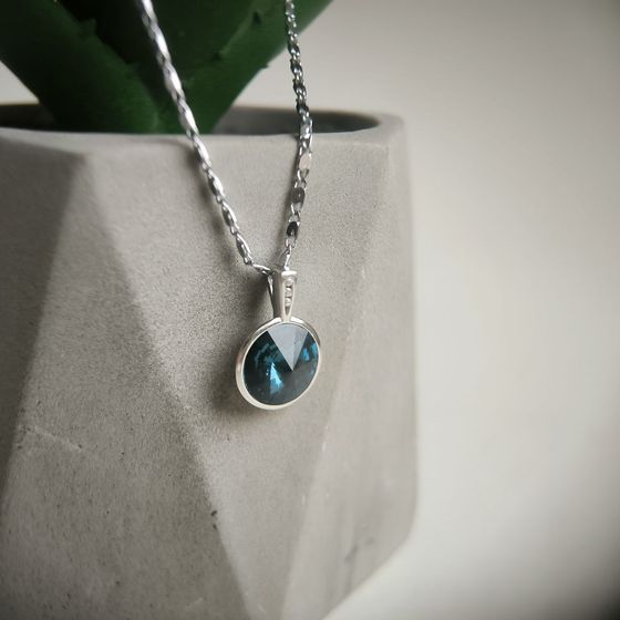 Серебряная подвеска с фианитами