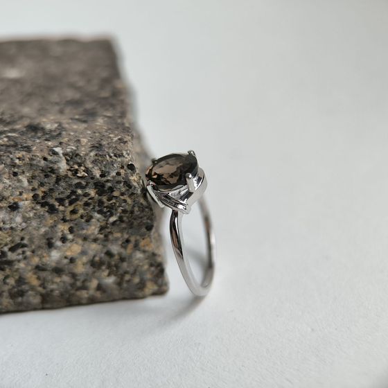 Срібна каблучка з раухтопазом (димчастим кварцом)