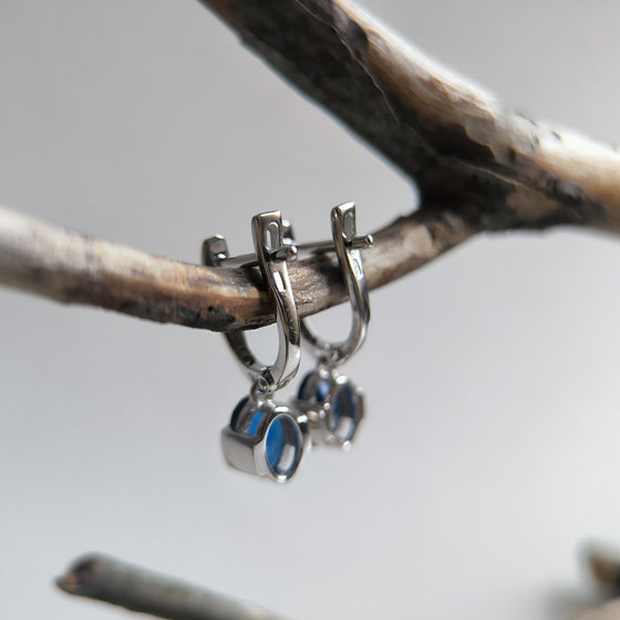 Серебряные серьги с сапфиром nano 1.825ct