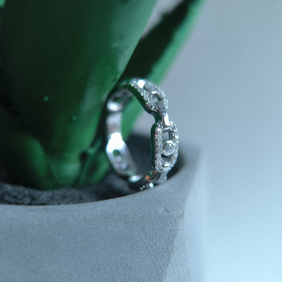 Silver ring with cubic zirconia