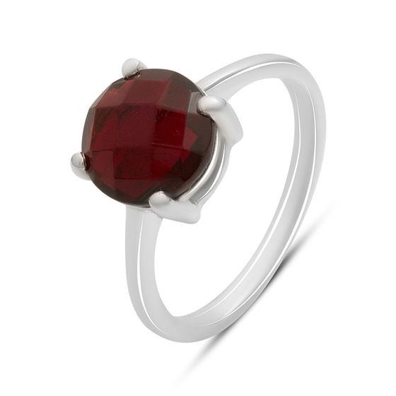 Silver ring with a garnet (nano)