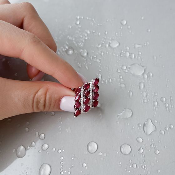 Silver ring with ruby 4.745ct
