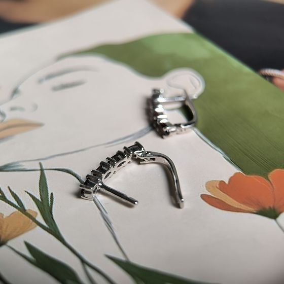 Срібні сережки з гранатом 2,531 карата