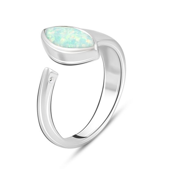 Silver ring with opal 0.625ct