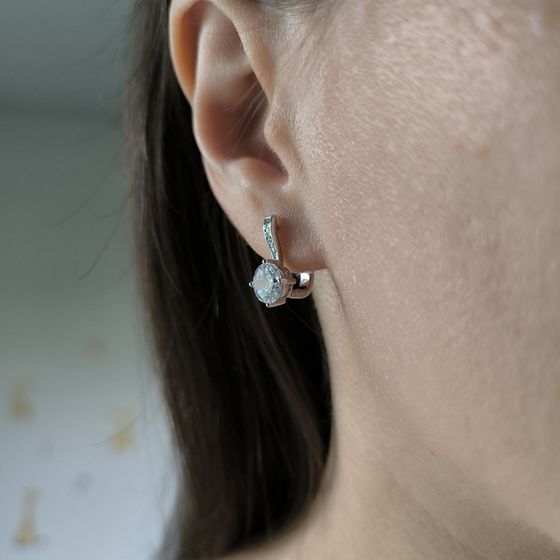 Срібні сережки з фіанітами