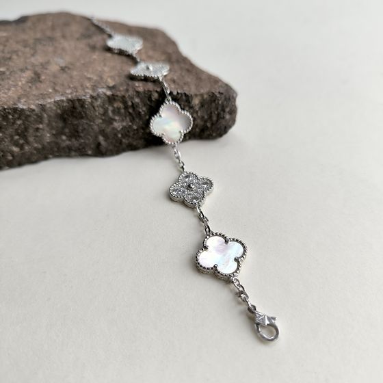 Silver bracelet with mother-of-pearl, phyanites