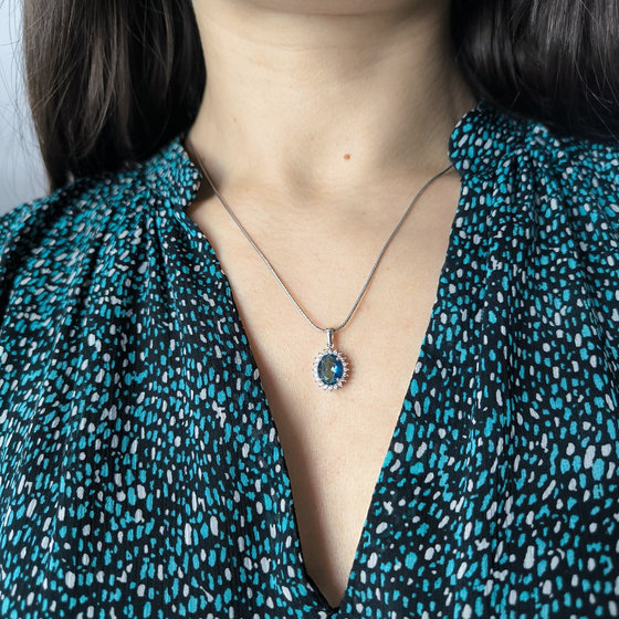 Серебряная подвеска с мистик топазом 2.113ct