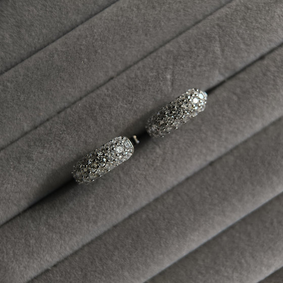 Silver earrings with cubic zirconia