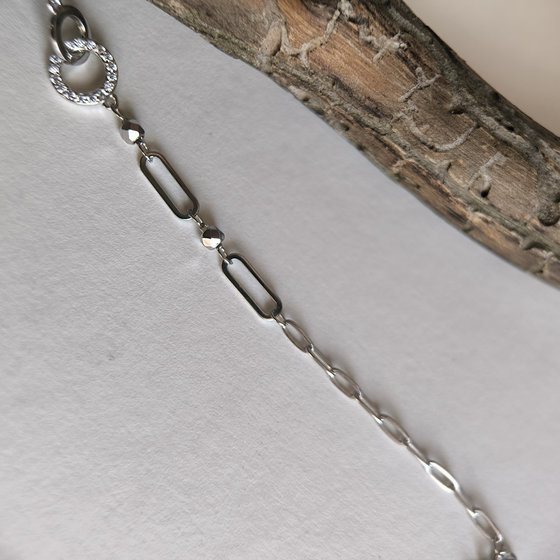 Silver bracelet with cubic zirconia