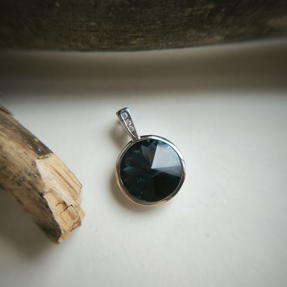 Серебряная подвеска с фианитами