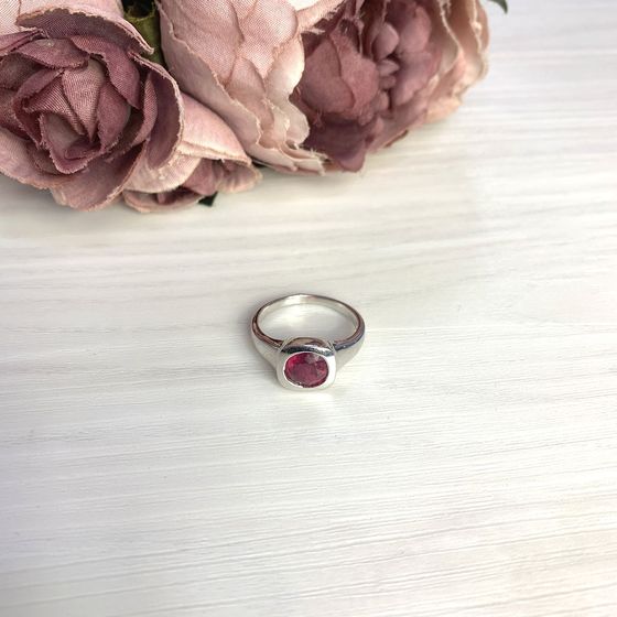 Серебряное кольцо с рубином 2.45ct