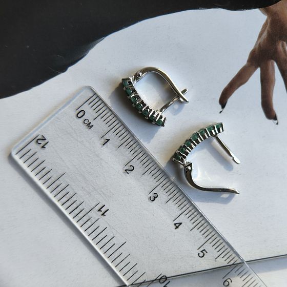 Серебряные серьги с изумрудом 1.253ct