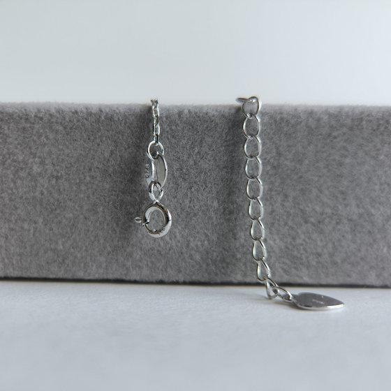 Silver bracelet with cubic zirconia