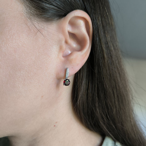 Серебряные серьги с гранатом 2.21ct