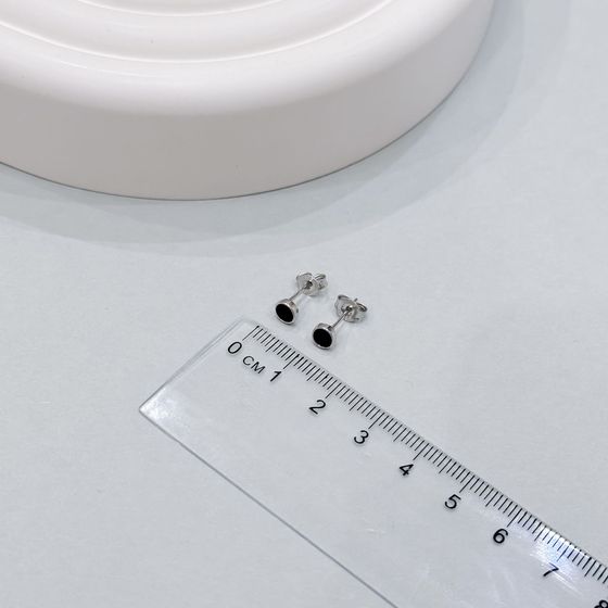 Срібні сережки з оніксом