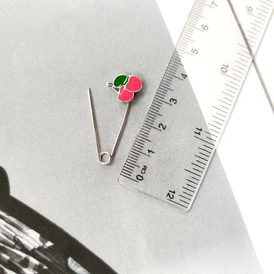 Silver pendant with yemallu