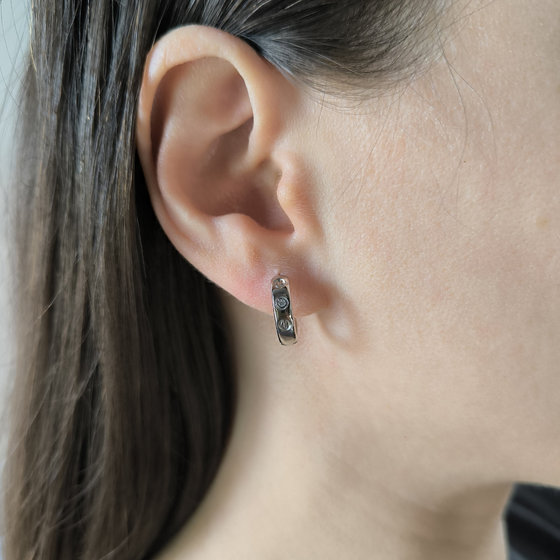 Срібні сережки з фіанітами