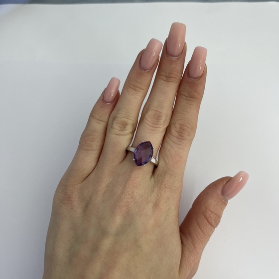 Серебряное кольцо с александритом 7.37ct