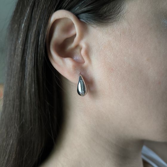 Серебряные серьги с фианитами