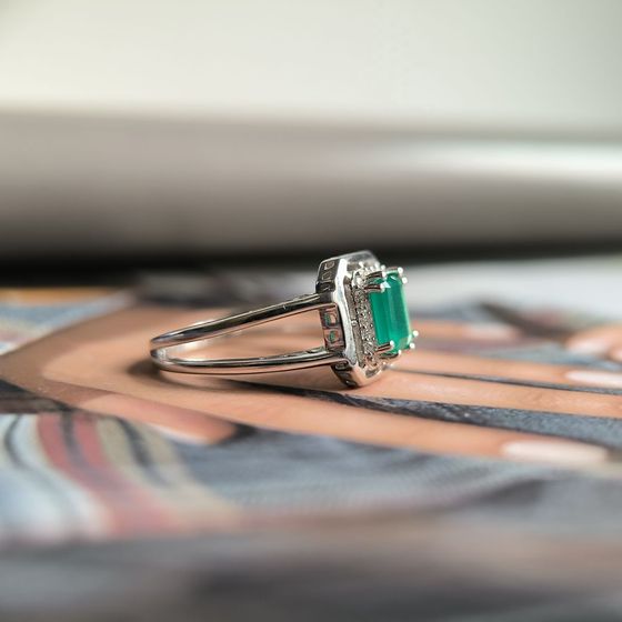 Срібна каблучка з агатом 1.209ct, фіанітами