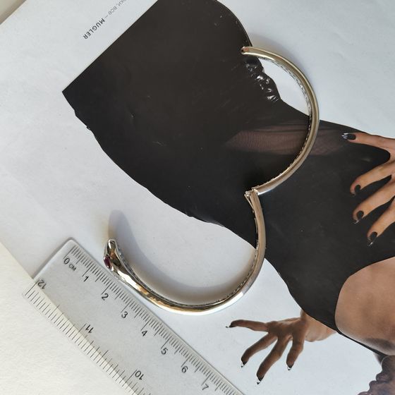 Silver bracelet with phianites