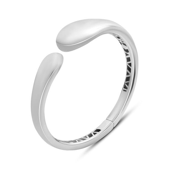 Gold bracelet without stones