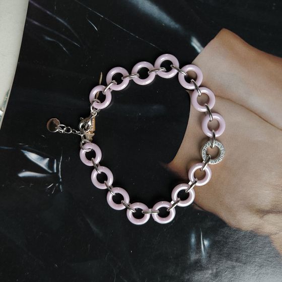 Silver bracelet with ceramics