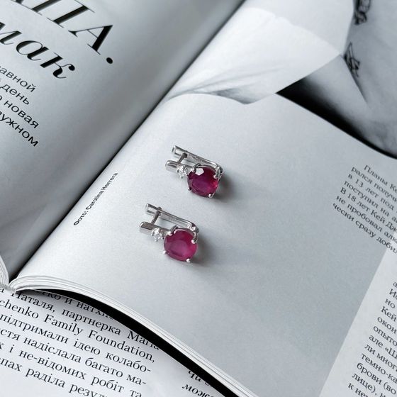 Срібні сережки з рубіном 5.723ct, фіанітами